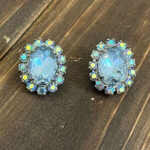 Vintage Juliana D&E Blue Rhinestone Clip-On Earrings Blue Aurora Borealis Glam